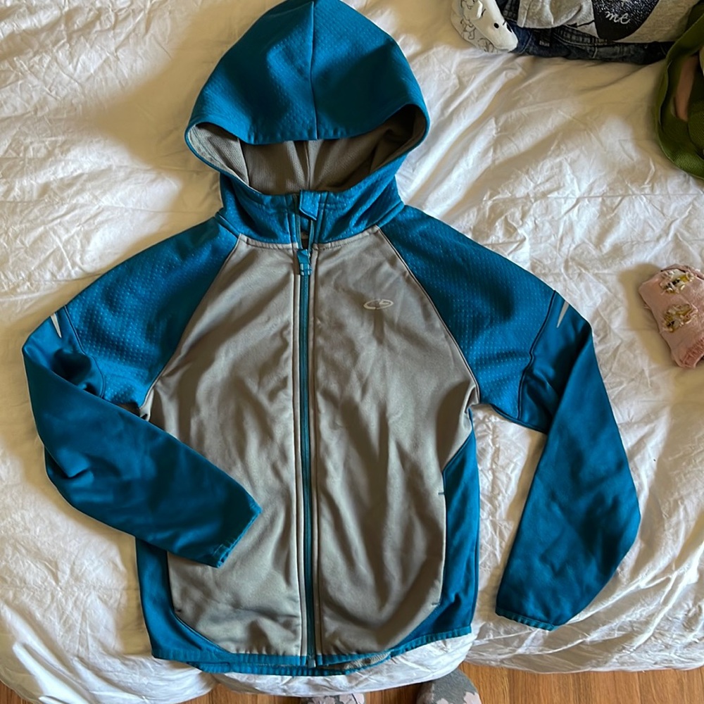 CHAMPION boys 100% polyester jacket size S 6-7